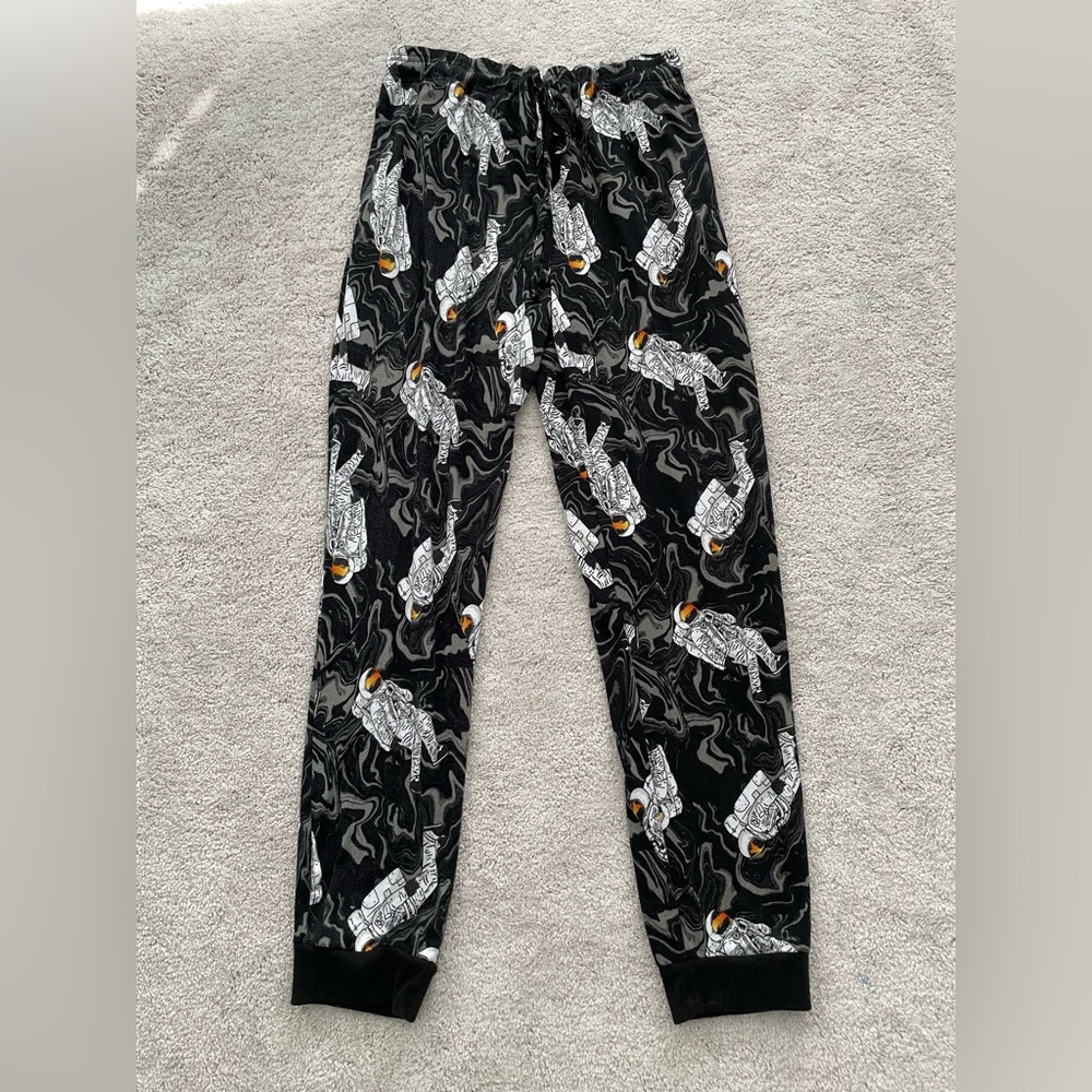 pajama pants